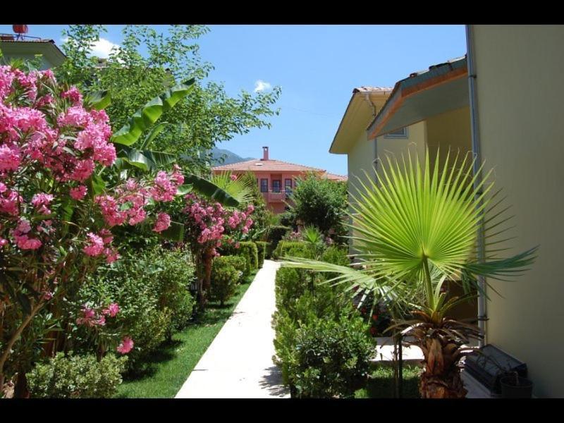 Hotel Leda Фетие Екстериор снимка