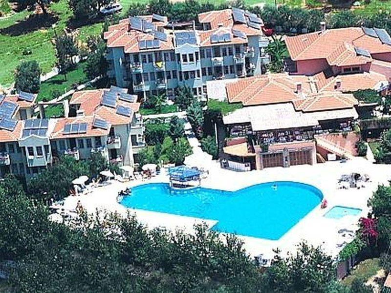 Hotel Leda Фетие Екстериор снимка